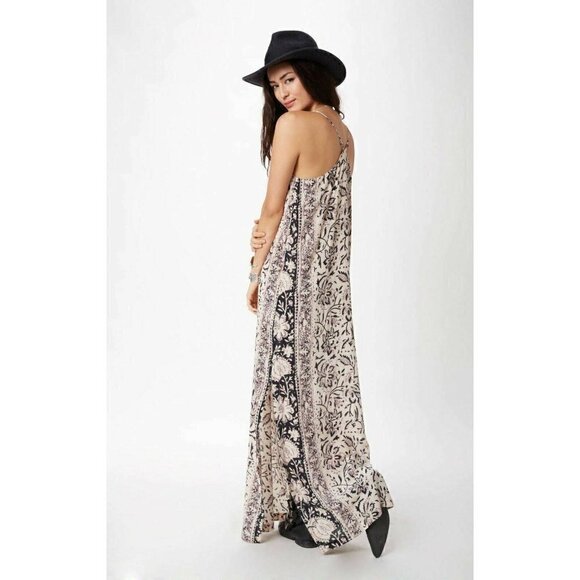Chaser Women's Gray Silk Tapestry Maxi Dress Small - Picture 3 of 11